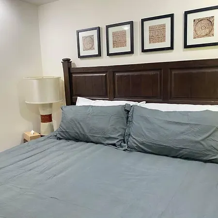 Gran Ubicacion, En La Zona De Santa Fe, King Bed Villa